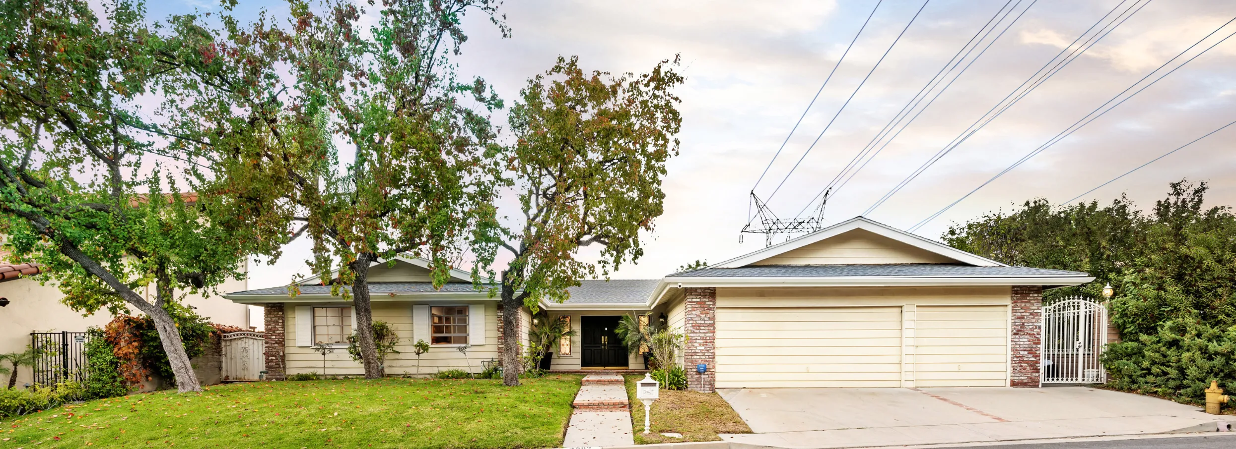 Existing residential garage before ADU garage conversion project in Los Angeles